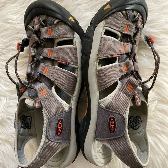 Keen Men’s Newport H2 Closed Toe Water Hiking Sandals Size 11.5 main image 7